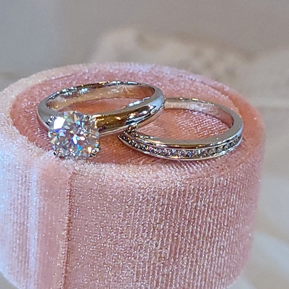 Moissanite Bridal Set - Picture 5 of 15